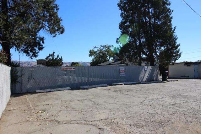 2025 Pacheco Pass Highway, Gilroy, California 95020, ,Multi-Family,For Sale,Pacheco Pass,ML81613619