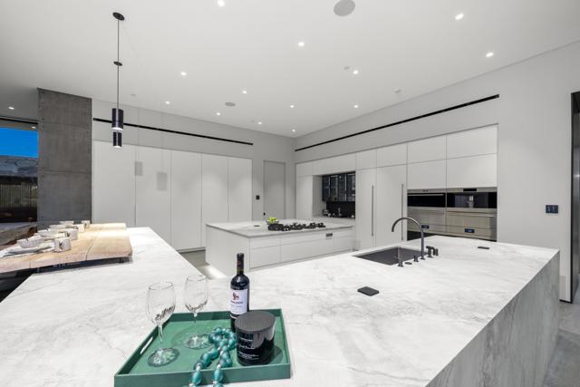 Image 10 of 46 For 74305 Desert Oasis Trail