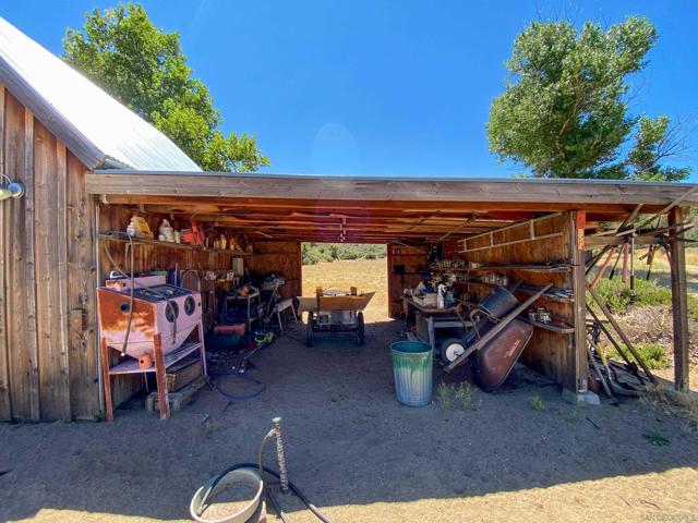 60815 Burnt Valley Rd, Anza, California 92539, 2 Bedrooms Bedrooms, ,2 BathroomsBathrooms,Manufactured On Land,For Sale,Burnt Valley Rd,240017427SD