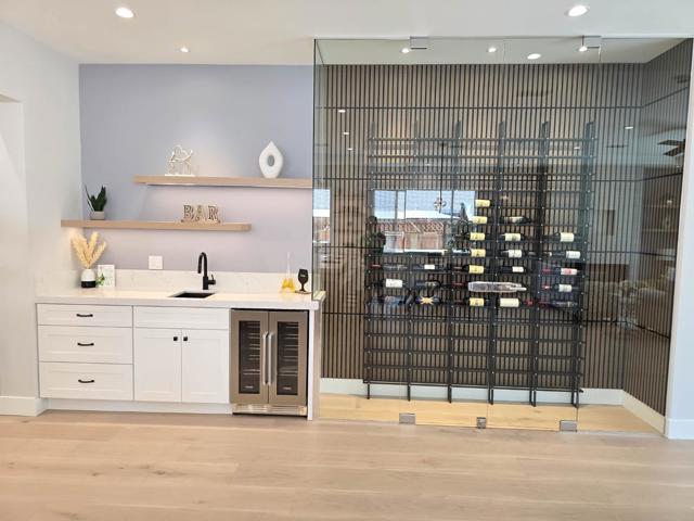 95 Centre Street, Mountain View CA: https://media.crmls.org/mediaz/62118231-9502-49a8-aeed-694f52e555cd.jpg