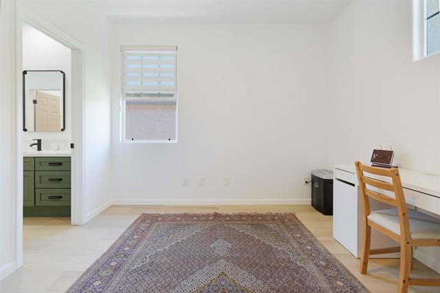 550 Echo Lane, San Marcos CA: https://media.crmls.org/mediaz/6211e859-92cb-4715-9456-98a3ca92598e.jpg