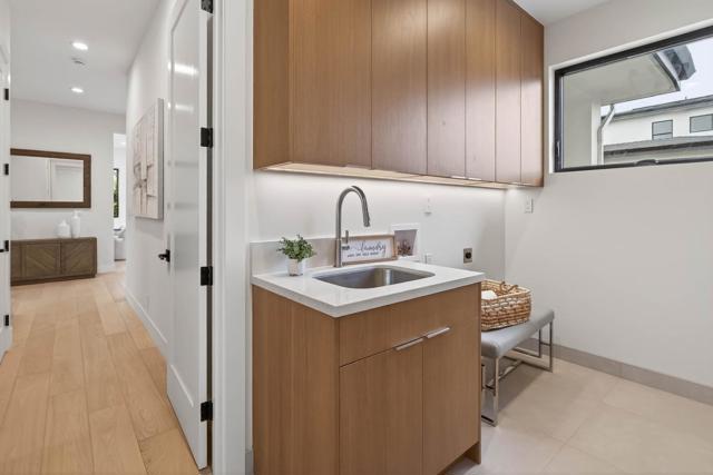 10468 S Stelling Road, Cupertino CA: https://media.crmls.org/mediaz/62133c29-946f-46ff-abb5-5738e81c168e.jpg