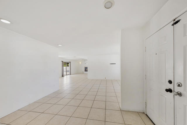 2643 E Venetia Road, Palm Springs CA: https://media.crmls.org/mediaz/6213a424-a36c-4efa-b5fd-bca5e51b4ac8.jpg