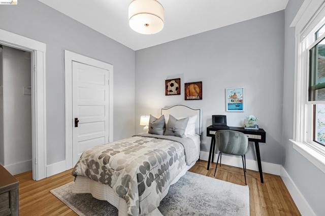 Image 7 of 17 For 345 49th Street