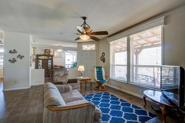 17997 Del Puerto Canyon Road, Patterson CA: https://media.crmls.org/mediaz/6213e3fa-6269-4e4f-808a-8999cd2e9f24.jpg