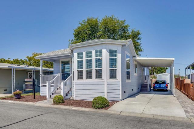 1225 Vienna Drive, Sunnyvale CA: https://media.crmls.org/mediaz/6214bf61-48bc-4617-8b86-d890572fd35b.jpg