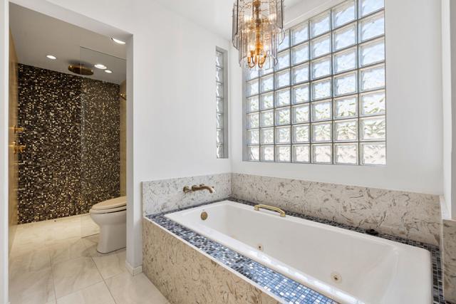 49 Mission Palms E Drive, Rancho Mirage CA: https://media.crmls.org/mediaz/6214f5a1-7bd9-43d4-ba52-22bdbc8bf078.jpg