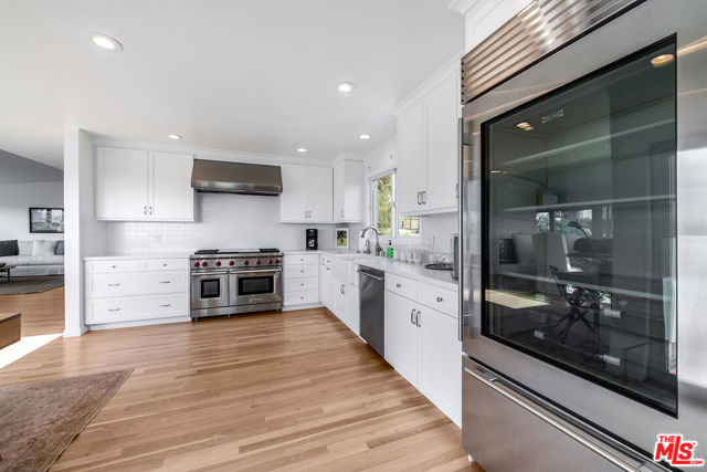 5761 Calpine Drive, Malibu CA: https://media.crmls.org/mediaz/62159473-4981-4f00-81f2-03457e30ec3a.jpg