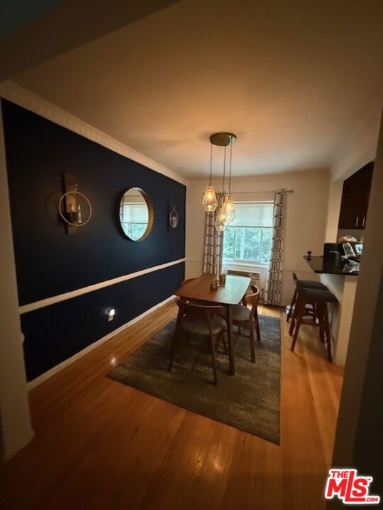 1204 N Crescent Heights Boulevard, West Hollywood CA: https://media.crmls.org/mediaz/6215f96e-6f50-40bf-83f0-9a5f46900742.jpg