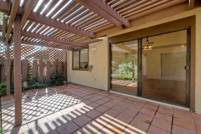 2032 David Dr, Escondido CA: https://media.crmls.org/mediaz/62161d32-60bd-4d88-9440-48ed9be87afa.jpg