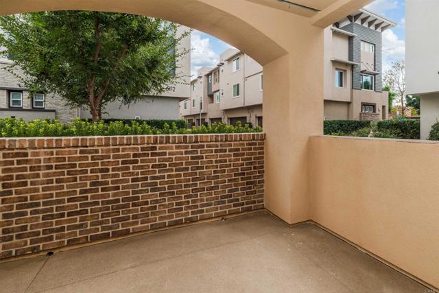 Detail Gallery Image 23 of 37 For 6140 Colt Pl #104,  Carlsbad,  CA 92009 - 3 Beds | 3/1 Baths