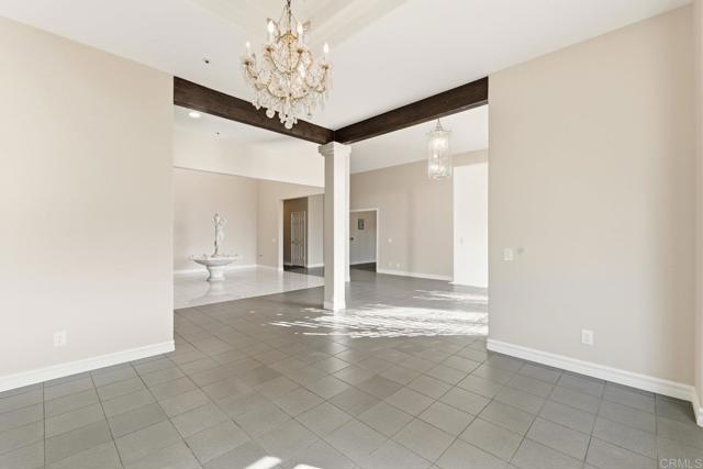 Detail Gallery Image 10 of 56 For 6802 Pakama Ln, Vista,  CA 92084 - 4 Beds | 4 Baths