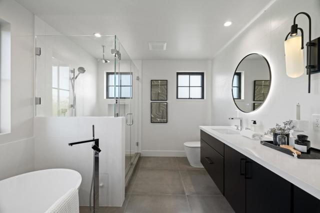 535 Creekside Court, Half Moon Bay CA: https://media.crmls.org/mediaz/621830d4-20ff-4c7d-ae13-7949309272ff.jpg