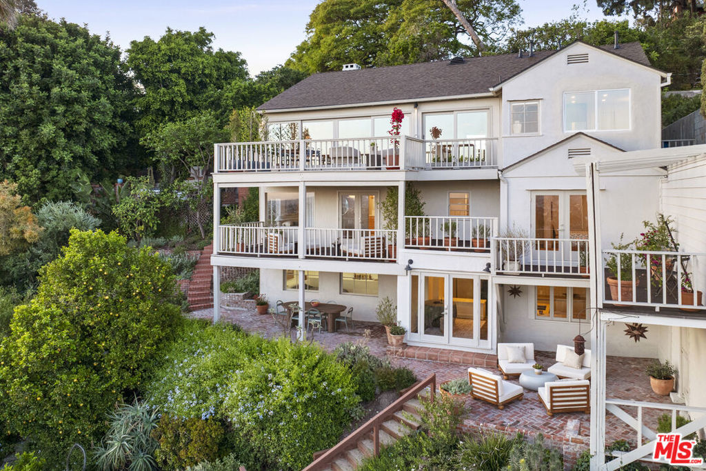 3506 Carnation Avenue