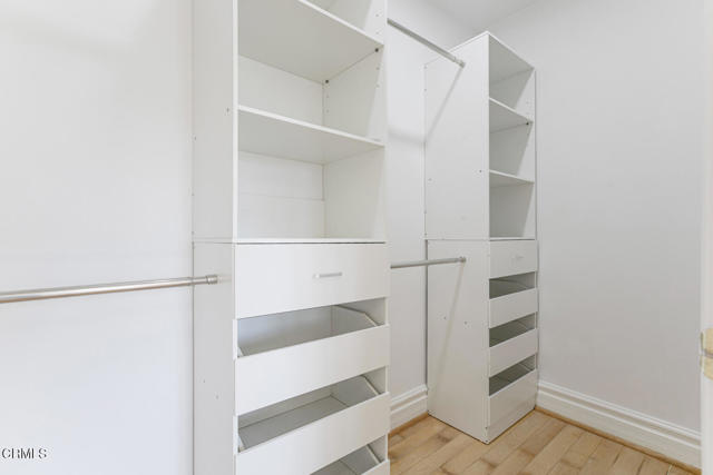 8857 Bluffdale Drive, Los Angeles CA: https://media.crmls.org/mediaz/62192f58-698f-472e-be39-3e4f6f5d153b.jpg