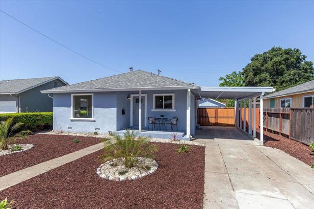535 Menker Avenue, San Jose CA: https://media.crmls.org/mediaz/6219d0d3-948a-4377-a126-2c6494d770bc.jpg