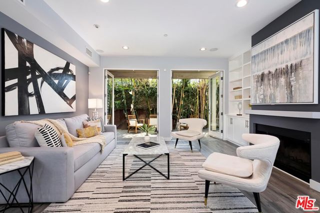 343 Huntley photo 6