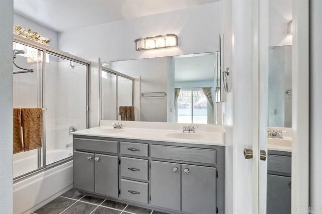 5251 Hubbert St, Oceanside CA: https://media.crmls.org/mediaz/621b2559-9ca7-466a-adbe-720e7a2f81d7.jpg