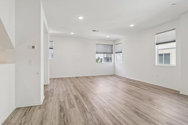 Image 3 of 50 For 5265 Beachfront Cove Street