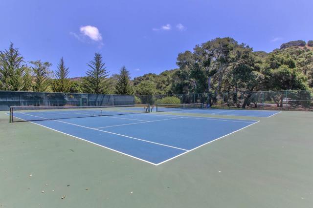 25552 Meadowview Circle, Salinas CA: https://media.crmls.org/mediaz/621b9f89-5e0f-45a2-bbf1-90effadad50a.jpg