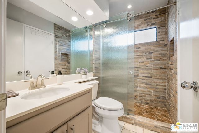 41387 Princeville Lane, Palm Desert CA: https://media.crmls.org/mediaz/621bb214-ba16-44c0-8f3e-6cf51014bbbb.jpg