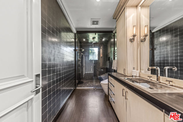 Drew Fenton | 3170 KINGS Court Los Angeles CA | MLS: 7365327 Drew Fenton | 3170 KINGS Court Los Angeles CA | MLS: 7365327