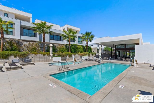906 Cameron Center Drive, Palm Springs CA: https://media.crmls.org/mediaz/621d7e93-d309-4c4a-b0e8-6b11faad0104.jpg