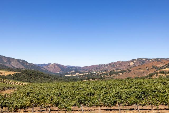 20300 Cachagua, Carmel Valley CA: https://media.crmls.org/mediaz/621dd11a-b1f0-4c73-b562-568f6735a1de.jpg