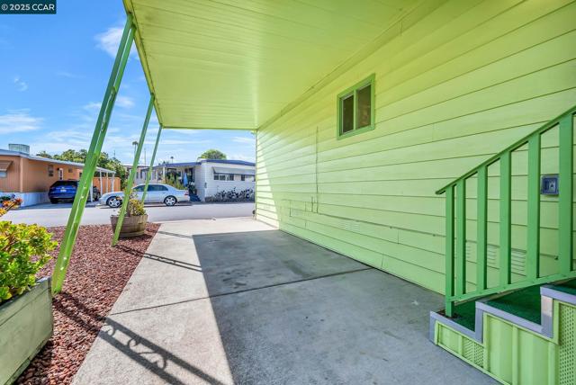 16401 San Pablo Ave, San Pablo CA: https://media.crmls.org/mediaz/621e88eb-f3e5-462f-af06-e8357ff7d0b1.jpg