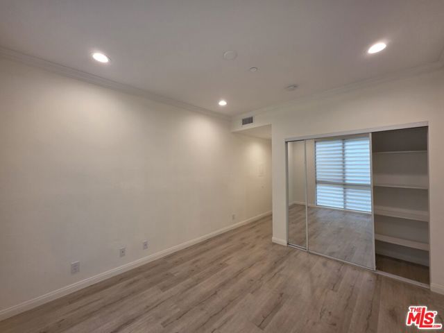 12000 Goshen Avenue, Los Angeles CA: https://media.crmls.org/mediaz/621ead47-b332-42a2-9d3e-ba04b8781bda.jpg