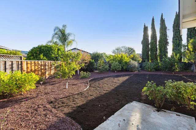 733 Grimswood Court, San Jose CA: https://media.crmls.org/mediaz/621f176a-9116-44aa-b47a-2013ef8157be.jpg
