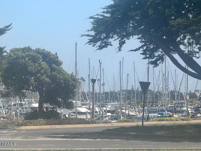 4501 W Channel Islands Boulevard, Oxnard CA: https://media.crmls.org/mediaz/621fa037-e356-41f4-9f21-3dd00457550e.jpg