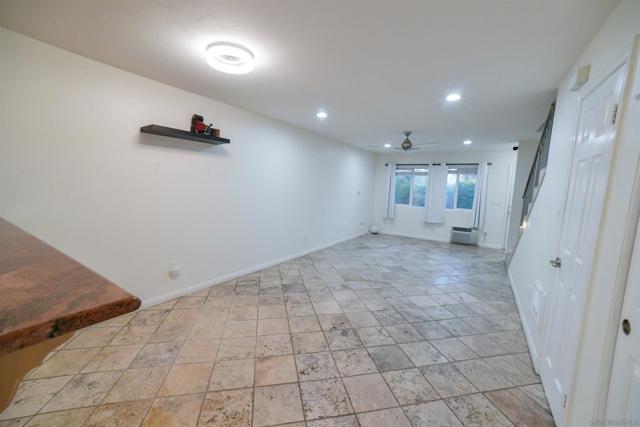 9860 Dale Ave, Spring Valley CA: https://media.crmls.org/mediaz/621fdbde-d9da-4593-8b36-0594914226ad.jpg
