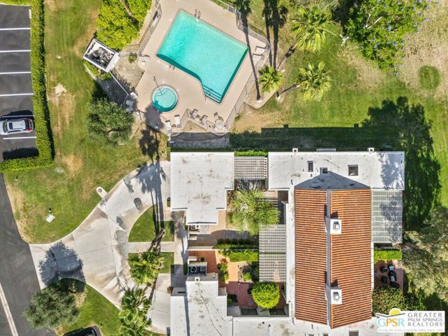747 Inverness Drive, Rancho Mirage CA: https://media.crmls.org/mediaz/622319f2-565b-4a8f-b446-ae54aee05e2f.jpg