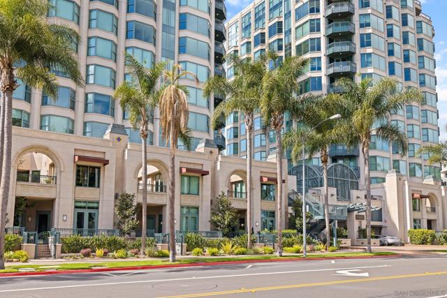 2500 6th Ave, San Diego CA: https://media.crmls.org/mediaz/6223d22e-7dc6-49d2-9368-1ad304504cf6.jpg