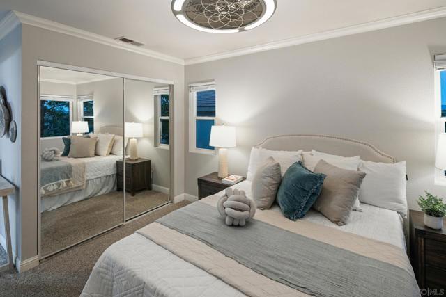 1614 Wesley Way, Vista CA: https://media.crmls.org/mediaz/6226113a-821b-4367-8d70-dc007c17e3db.jpg