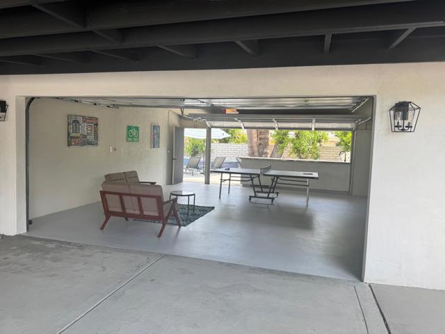 5155 E Bobolink Lane, Palm Springs CA: https://media.crmls.org/mediaz/62265594-2928-48c2-be77-ca579a36a7c0.jpg