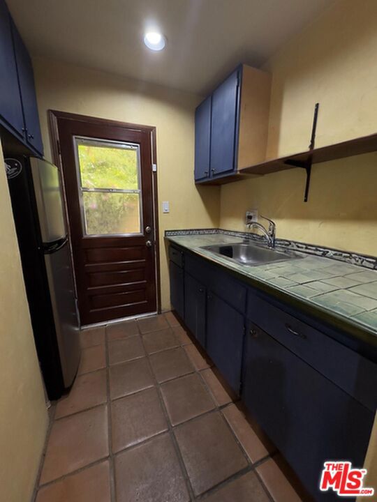 11420 VENTURA Boulevard, Studio City CA: https://media.crmls.org/mediaz/622749de-3fcf-4864-baab-54d26864790b.jpg