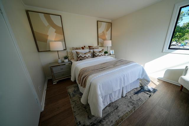 1308 Oxford Street, Redwood City CA: https://media.crmls.org/mediaz/622765b3-55f9-4782-871b-751b10a757eb.jpg