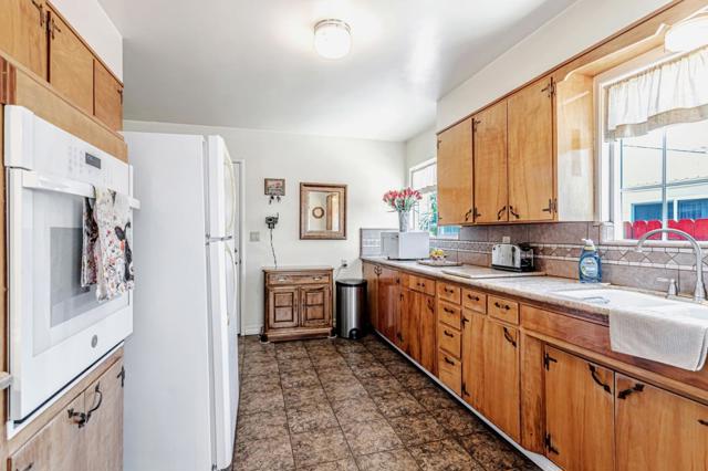 103 Buena Vista Drive, Freedom CA: https://media.crmls.org/mediaz/6227a02d-82ac-4c06-82a9-708feb4b5e09.jpg