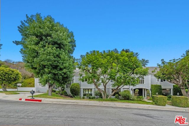 Drew Fenton | 1408 Calle Del Jonella Pacific Palisades CA | MLS: 6835032