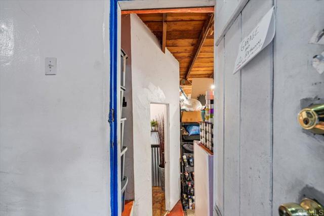 4210 Black Mountain Road, La Mesa CA: https://media.crmls.org/mediaz/622b1ba3-159f-43dc-a5ea-78c2fe274488.jpg