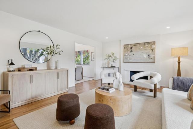 1133 Clydebank Court, Sunnyvale CA: https://media.crmls.org/mediaz/622c8069-2ff7-4b98-94b2-7fe15bcbc8c5.jpg