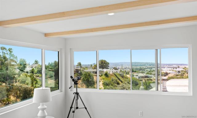 3115 Geronimo, San Diego CA: https://media.crmls.org/mediaz/622d23bc-d071-4032-b4e8-023c17f86ae1.jpg