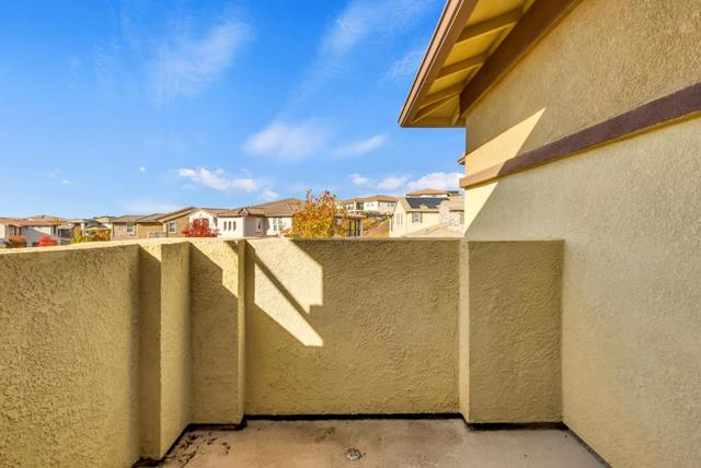 Image 36 of 88 For 17 Stirling Way