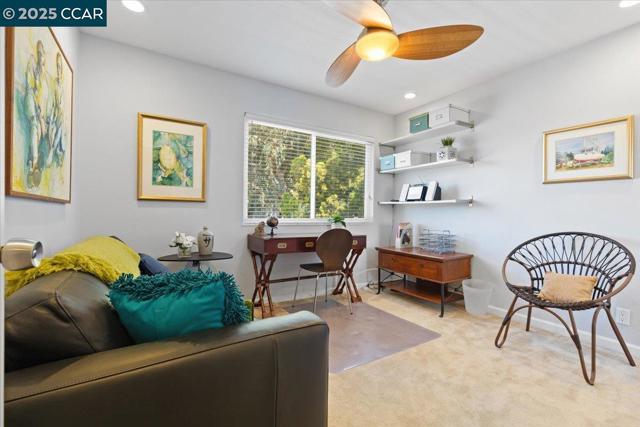 1237 Pine Creek Way, Concord CA: https://media.crmls.org/mediaz/622dd2a2-1e28-4960-8415-db2173a9c149.jpg