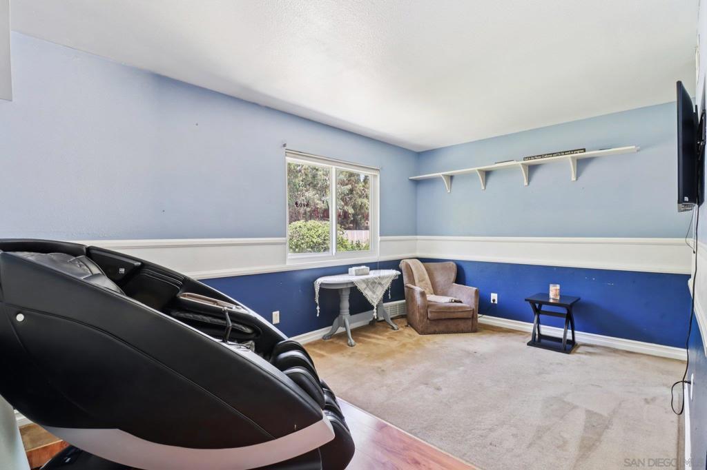 MLS #250035843SD img 36