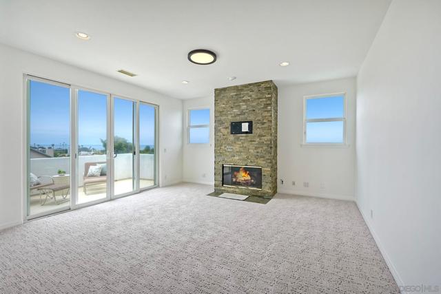 819 Van Nuys Street, San Diego CA: https://media.crmls.org/mediaz/62312aeb-7add-4280-be0a-5acfa815313d.jpg