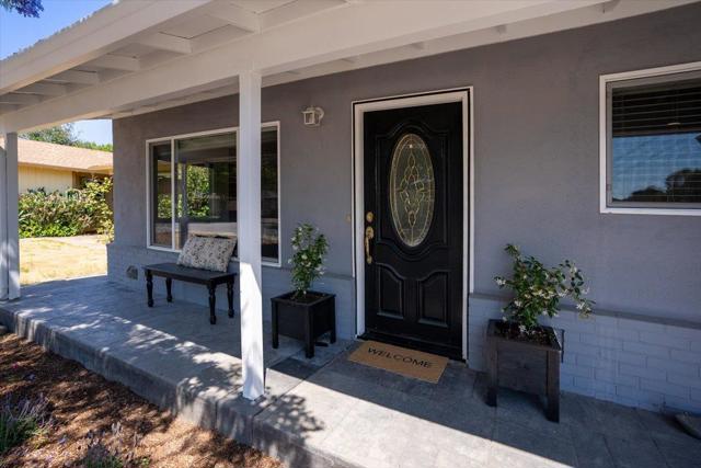 140 Suburbia Avenue, Santa Cruz CA: https://media.crmls.org/mediaz/62313fc6-b8ca-4fae-b69e-cd3168045c47.jpg