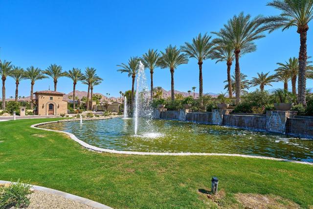 75208 Citadel Place, Indian Wells CA: https://media.crmls.org/mediaz/6231a564-13a8-4896-9288-404a27959c29.jpg